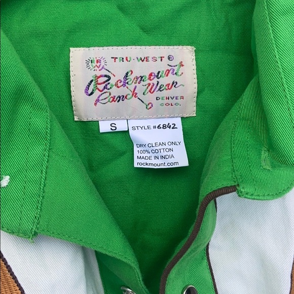 Men’s size small lightly used Rockmont Shirt - Picture 3 of 3